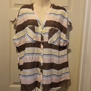 💲Torrid Stripped Top 0